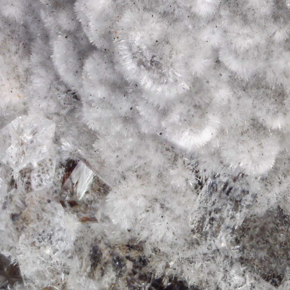 chabazite and offretite from gedern, germany