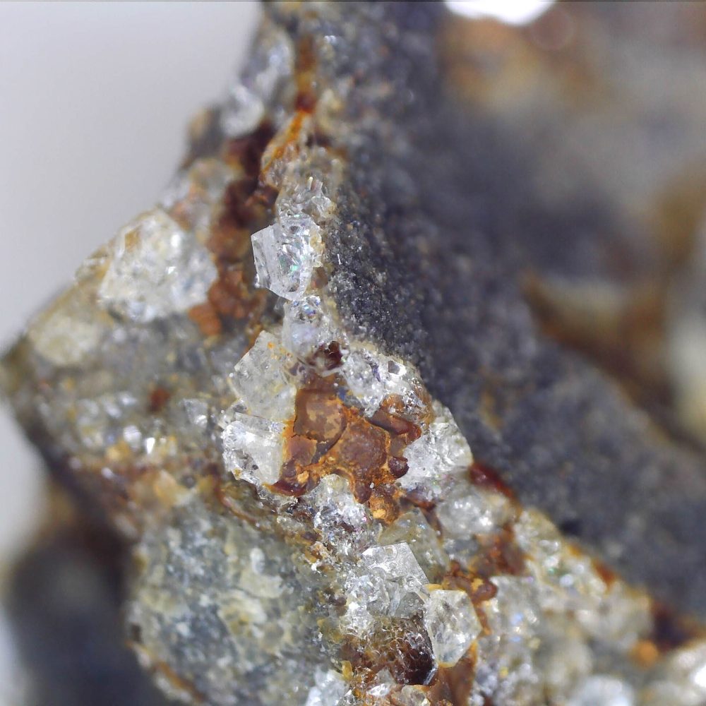 paulingite from vinařice, czech republic