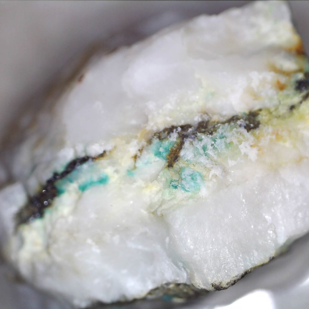 theisite from neufinkenstein grabanz mining district, austria