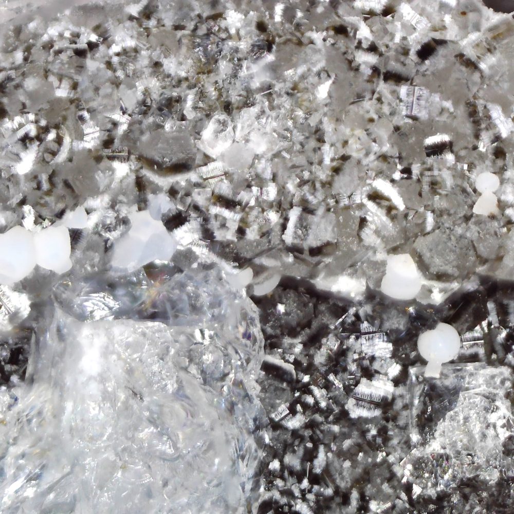 chabazite, offretite, saponite from upper val saviore, italy