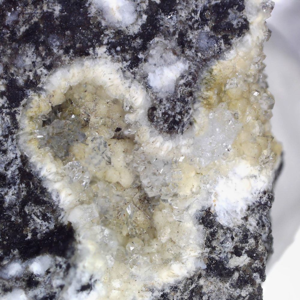 phillipsite from uzsa, hungary