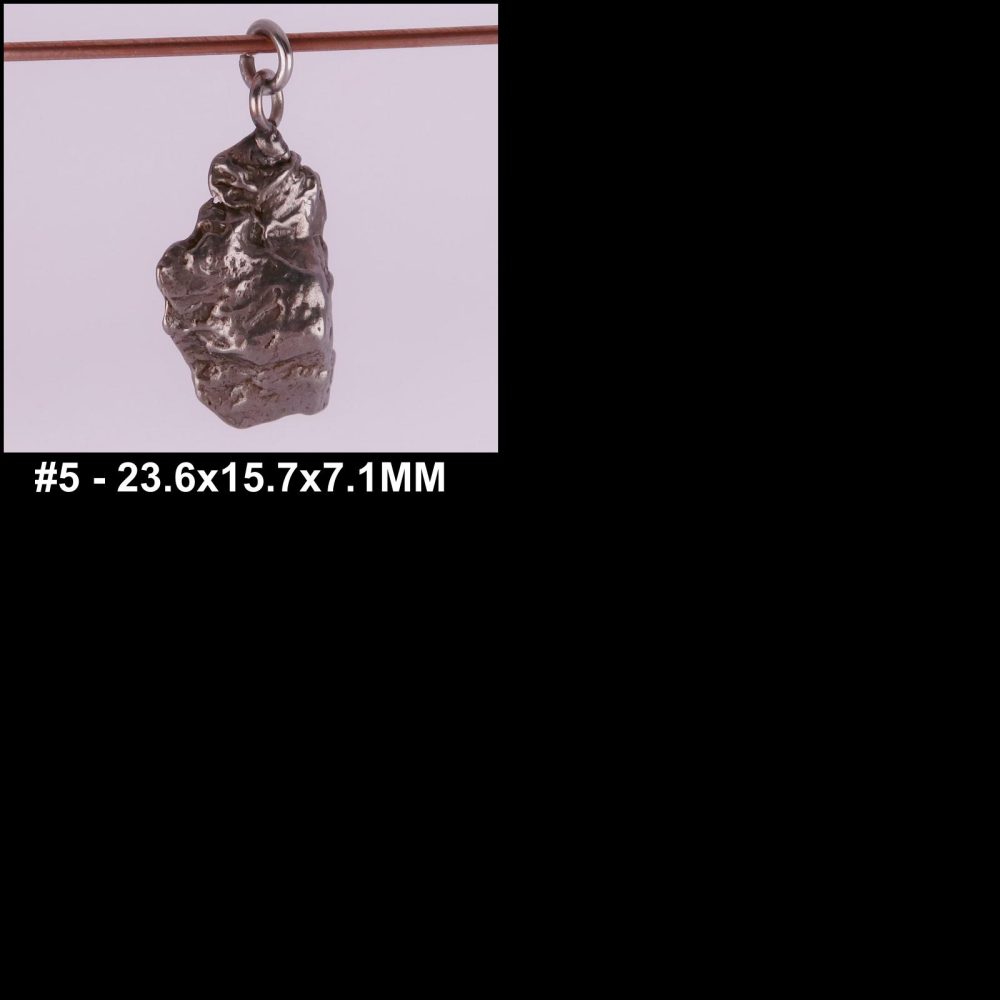 meteorite pendants (aletai)
