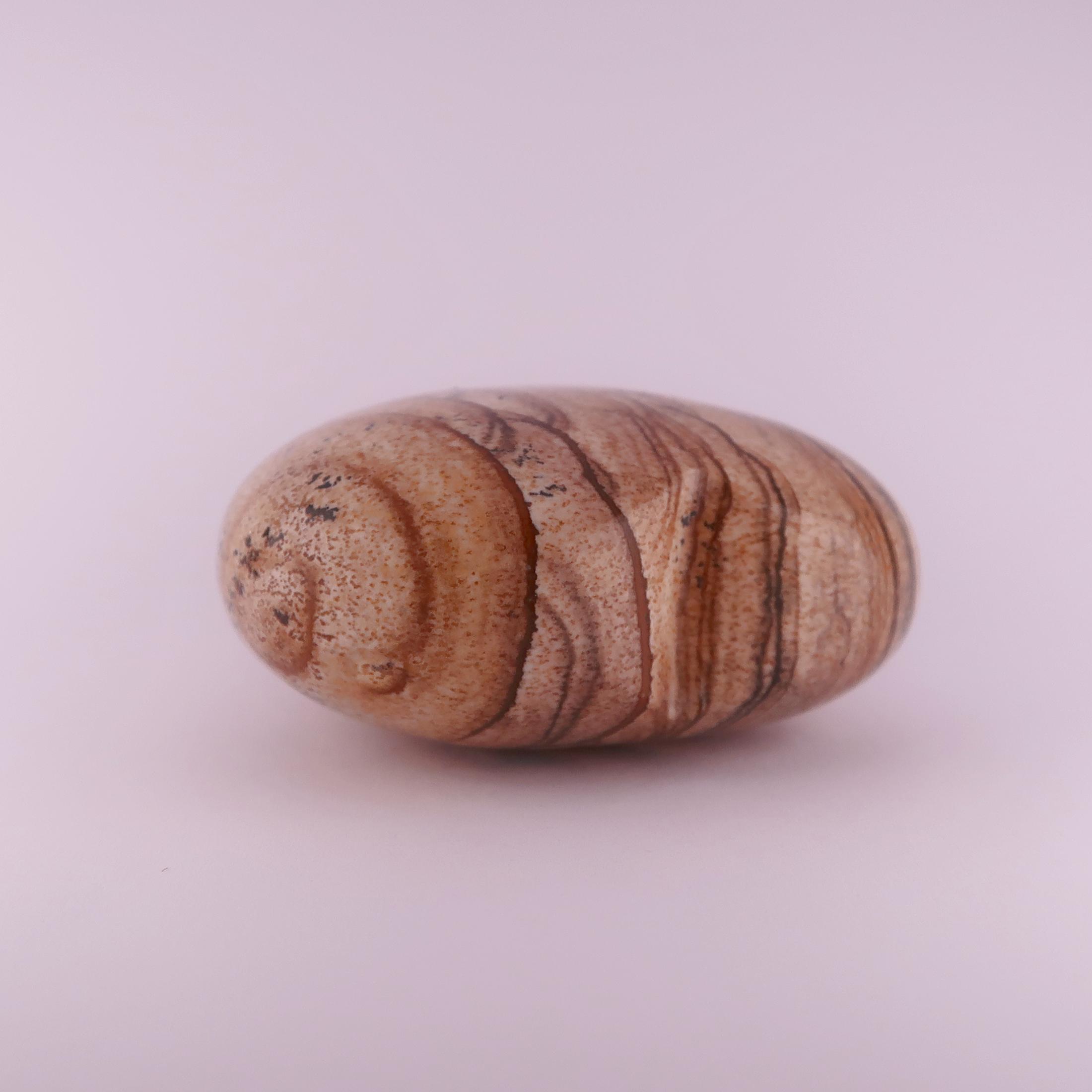 picture stone heart carvings