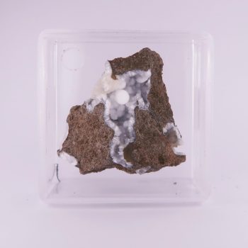 thomsonite from quiraing, scotland