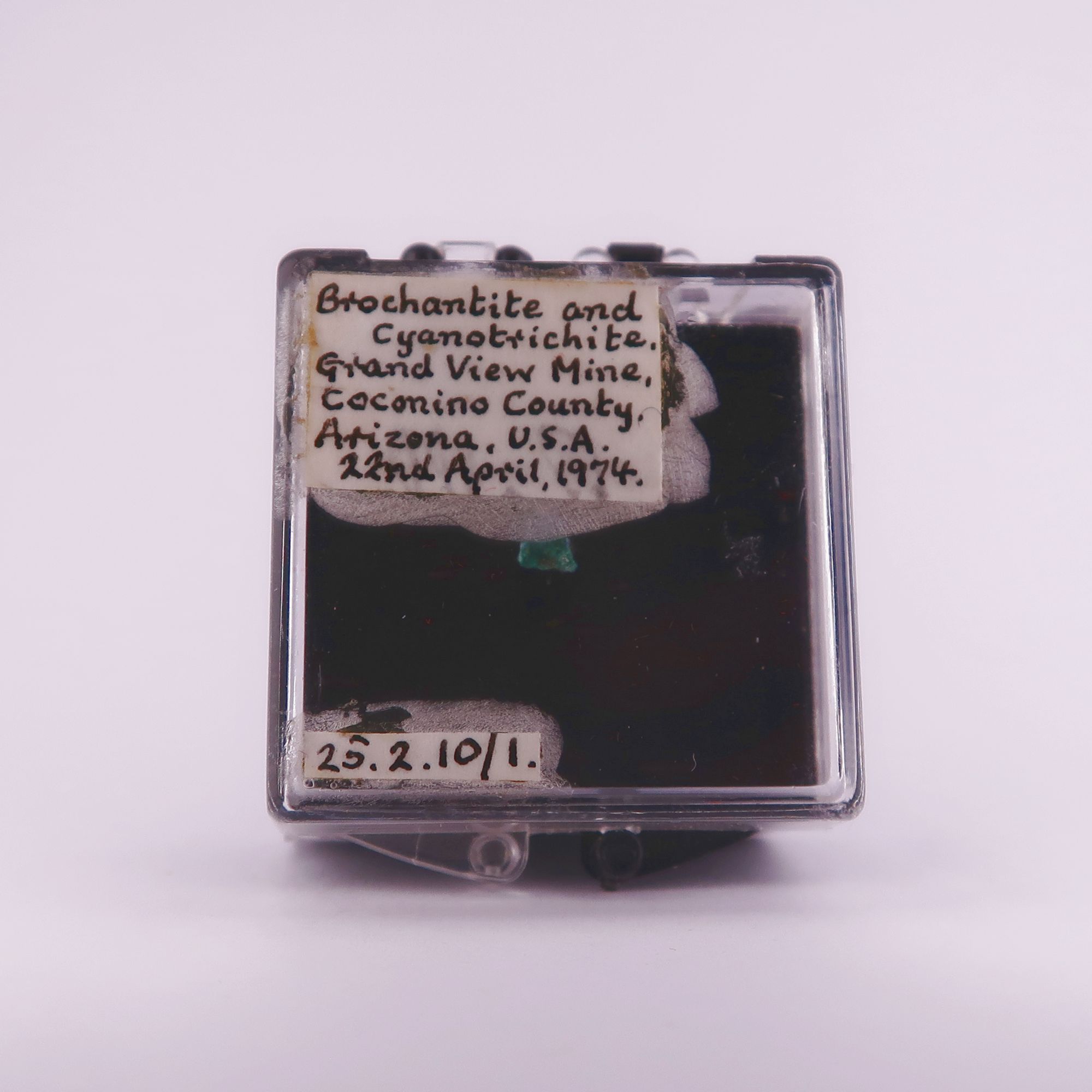 brochantite and cyanotrichite from grand view mine, usa