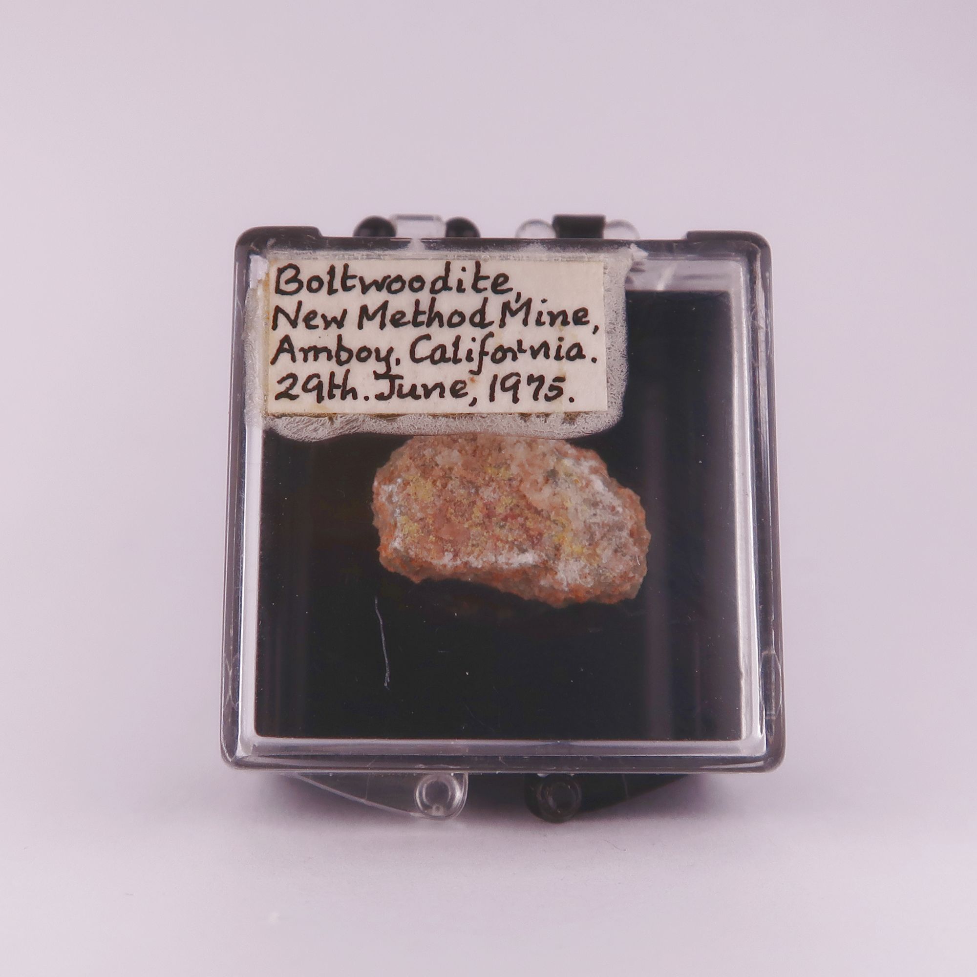 boltwoodite from new method mine, usa