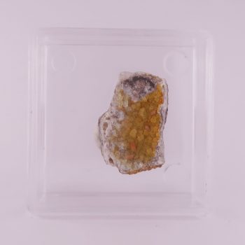 greenockite and smithsonite over fluorite from millclose mine, derbyshire