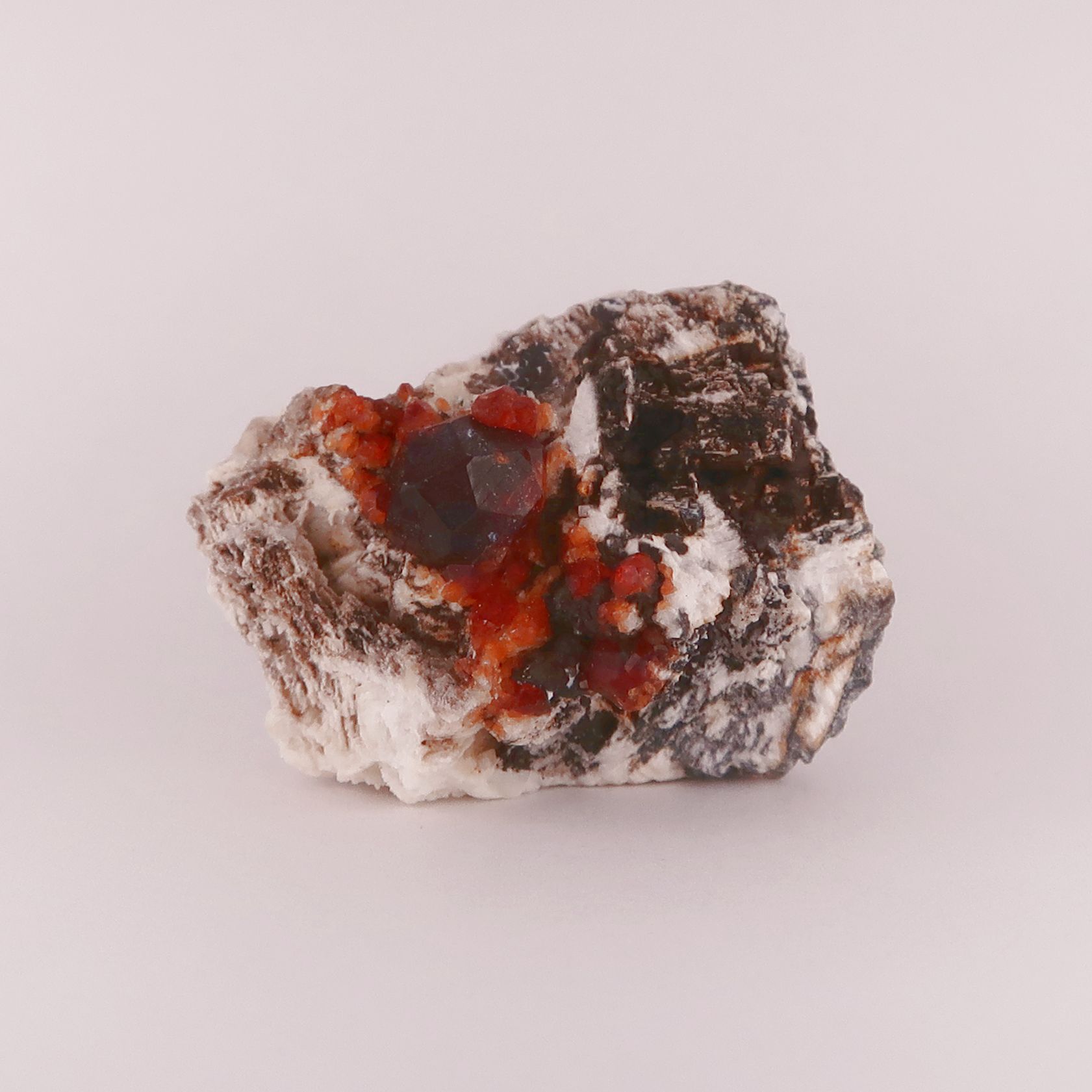 spessartine and manganite from yunxiao county, china
