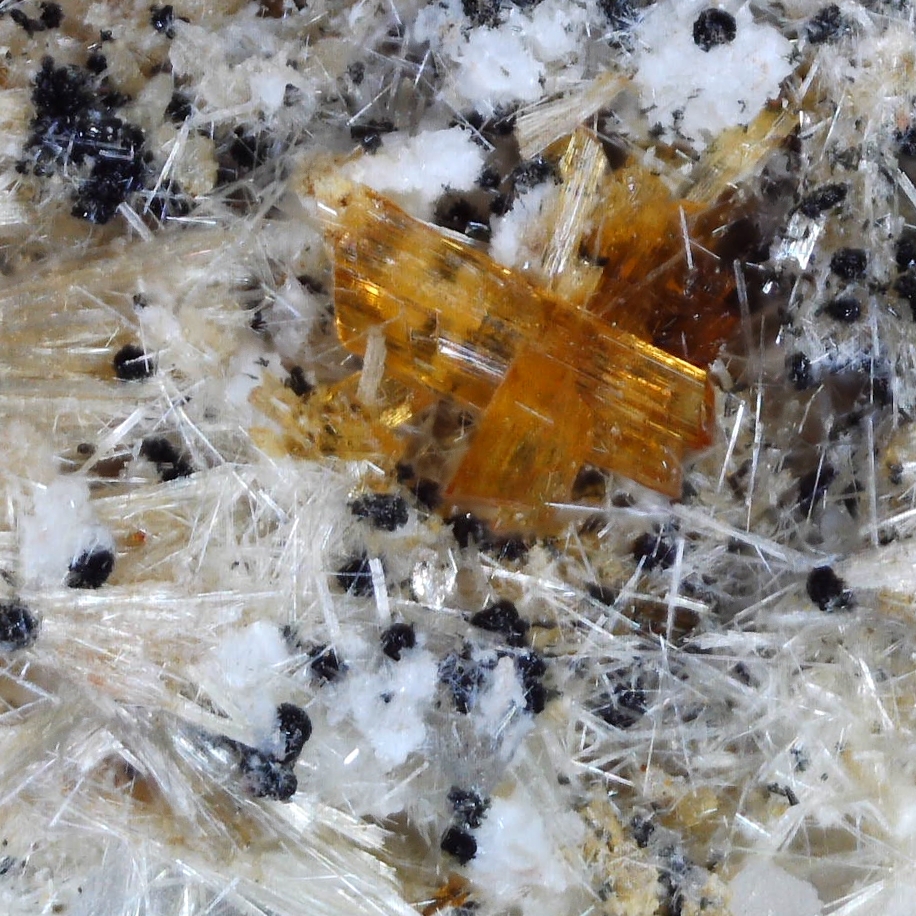 strunzite and laueite from palermo mine, usa