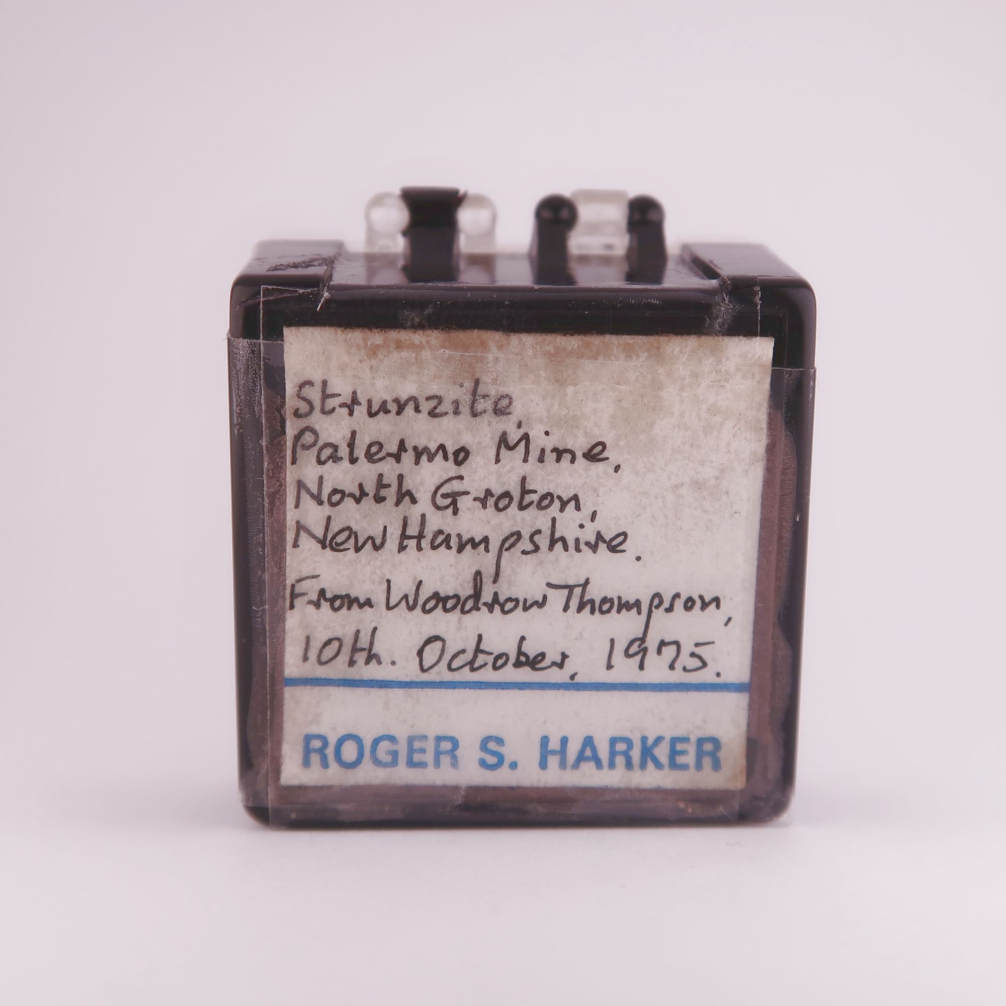 strunzite and laueite from palermo mine, usa